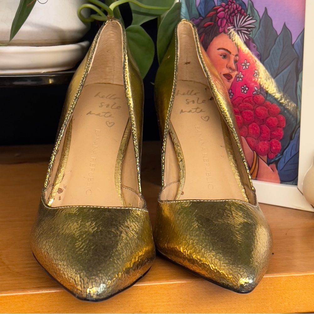 Banana Republic Metallic Gold Heels
